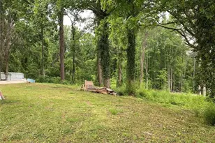 4682 Stonewall Tell Rd, Atlanta, GA 30349 - Photo 16
