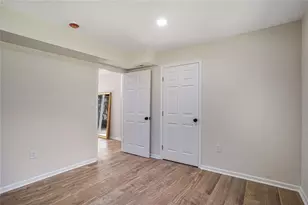 8832 Twin Oaks Dr, Jonesboro, GA 30236 - Photo 32