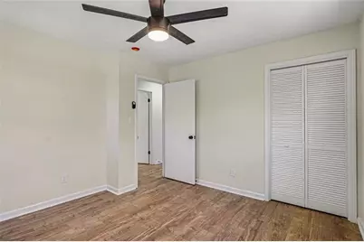 8832 Twin Oaks Drive, Jonesboro, GA 30236 - Photo 22