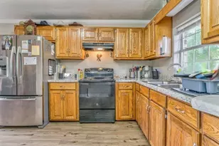 7 York Dr NE, Plainville, GA 30733 - Photo 4