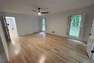 160 Boxelder Ln, Roswell, GA 30076 - Photo 12