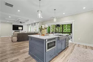 727 Old Collins Rd, Hoschton, GA 30548 - Photo 10