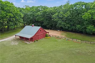 727 Old Collins Rd, Hoschton, GA 30548 - Photo 46