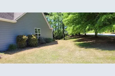 310 Andrew Ridge Drive, Jefferson, GA 30549 - Photo 4