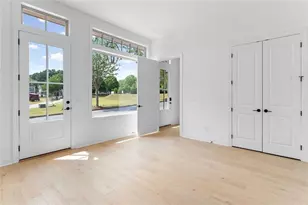 73 Bourbon St, Senoia, GA 30276 - Photo 10