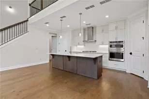581 Pearl St, Cumming, GA 30040 - Photo 12