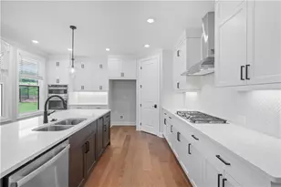 577 Pearl St, Cumming, GA 30040 - Photo 16