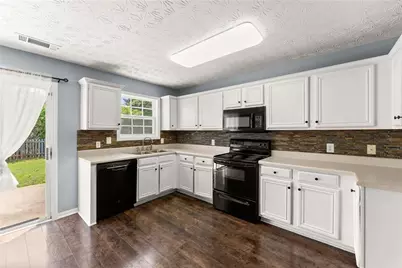 104 Jameston Drive, Jefferson, GA 30549 - Photo 6