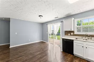104 Jameston Dr, Jefferson, GA 30549 - Photo 8
