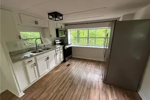 5255 Virginia Ave, Cumming, GA 30041 - Photo 6