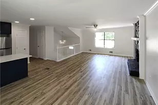 8443 Park Ridge Ln, Riverdale, GA 30274 - Photo 2