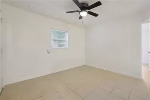324 Brooks Ave SW, Atlanta, GA 30310 - Photo 6