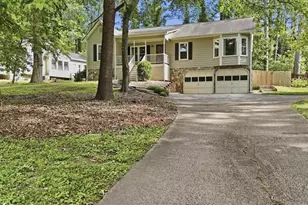 197 Presidential Dr, Dallas, GA 30157 - Photo 2