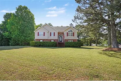 200 Treetop Drive, Hampton, GA 30228 - Photo 2