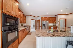 2175 River Cliff Dr, Roswell, GA 30076 - Photo 10