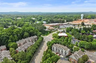 244 Le Gran Bend, Atlanta, GA 30328 - Photo 8