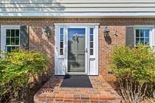 5054 Pine Bark Cir, Dunwoody, GA 30338 - Photo 2