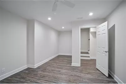 734 Olde Towne Lane, Marietta, GA 30068 - Photo 32