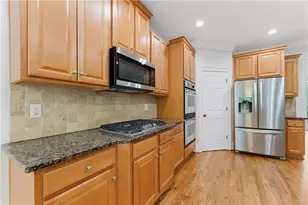 762 Jackson Miller Cir, Powder Springs, GA 30127 - Photo 10