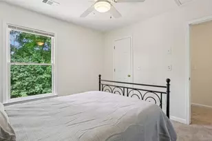 2572 Pembrooke Way, Lawrenceville, GA 30044 - Photo 16
