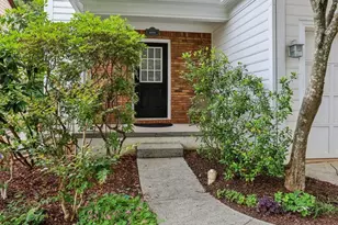 2572 Pembrooke Way, Lawrenceville, GA 30044 - Photo 4