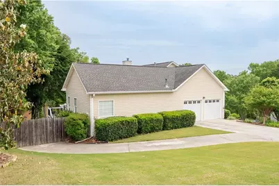 558 Savannah Rose Way, Lawrenceville, GA 30045 - Photo 4