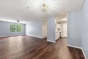3247 Fairington Dr, Lithonia, GA 30038 - Photo 10