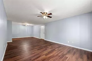 3247 Fairington Dr, Lithonia, GA 30038 - Photo 4