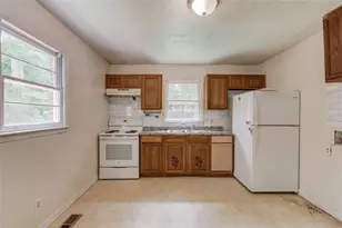 2017 Ventura St, Statham, GA 30666 - Photo 10