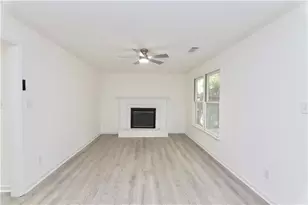 4071 Cooper Ridge Ct SE, Smyrna, GA 30080 - Photo 4