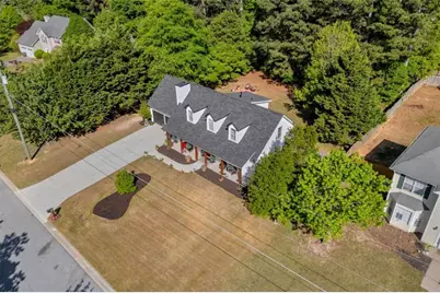 241 Fox Run, Loganville, GA 30052 - Photo 2