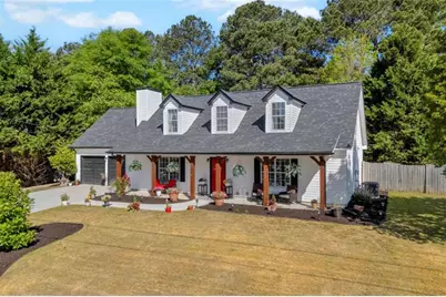 241 Fox Run, Loganville, GA 30052 - Photo 2