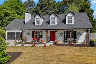 241 Fox Run, Loganville, GA 30052 - Photo 4