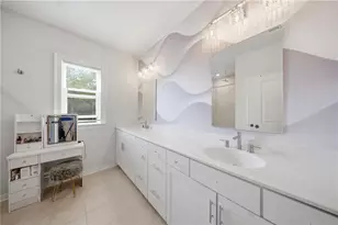 2087 Holtz Ln, Atlanta, GA 30318 - Photo 20