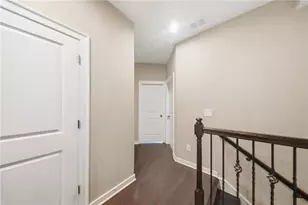 2087 Holtz Ln, Atlanta, GA 30318 - Photo 18