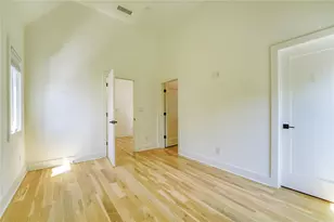290 2nd St, Fayetteville, GA 30214 - Photo 40