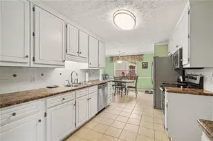 831 Riverwood Dr, Monroe, GA 30655 - Photo 2