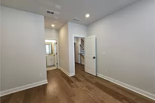 1005 Crown Oak St, Alpharetta, GA 30022 - Photo 32