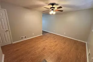 8117 Attleboro Dr, Jonesboro, GA 30238 - Photo 2