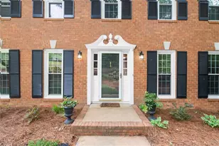4165 Westchester Crossing NE, Roswell, GA 30075 - Photo 2
