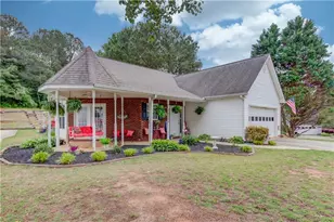302 Greenleaf Ct, Loganville, GA 30052 - Photo 2
