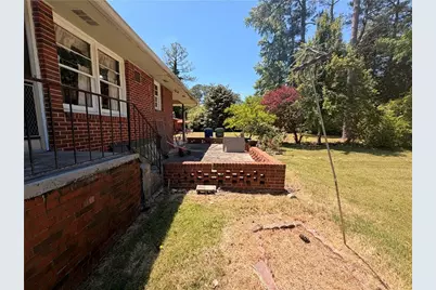 3209 W Manor Circle SW, Atlanta, GA 30311 - Photo 16