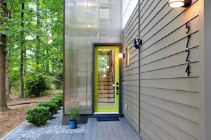 5724 Kayron Dr, Atlanta, GA 30328 - Photo 6