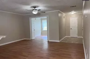 1916 Patterson Cir, Lawrenceville, GA 30044 - Photo 10