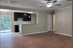 1916 Patterson Cir, Lawrenceville, GA 30044 - Photo 6