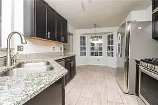 3579 Dyer Parke Ln SW, Marietta, GA 30060 - Photo 6