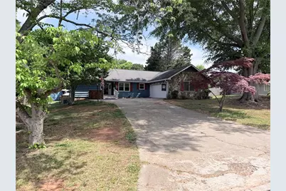 1535 Meadowview Drive, Marietta, GA 30062 - Photo 2