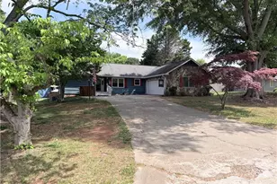 1535 Meadowview Dr, Marietta, GA 30062 - Photo 2
