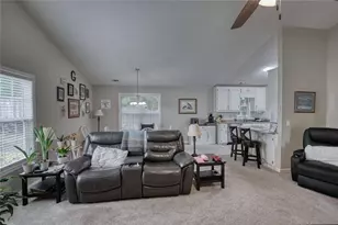 727 Jacoby Dr, Loganville, GA 30052 - Photo 8