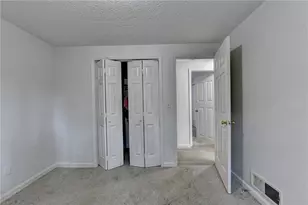 4286 Village Square Ln, Stone Mountain, GA 30083 - Photo 18